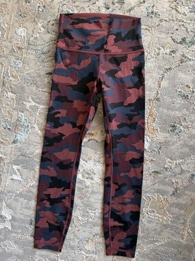 Lululemon Wunder Train HR legging 25”